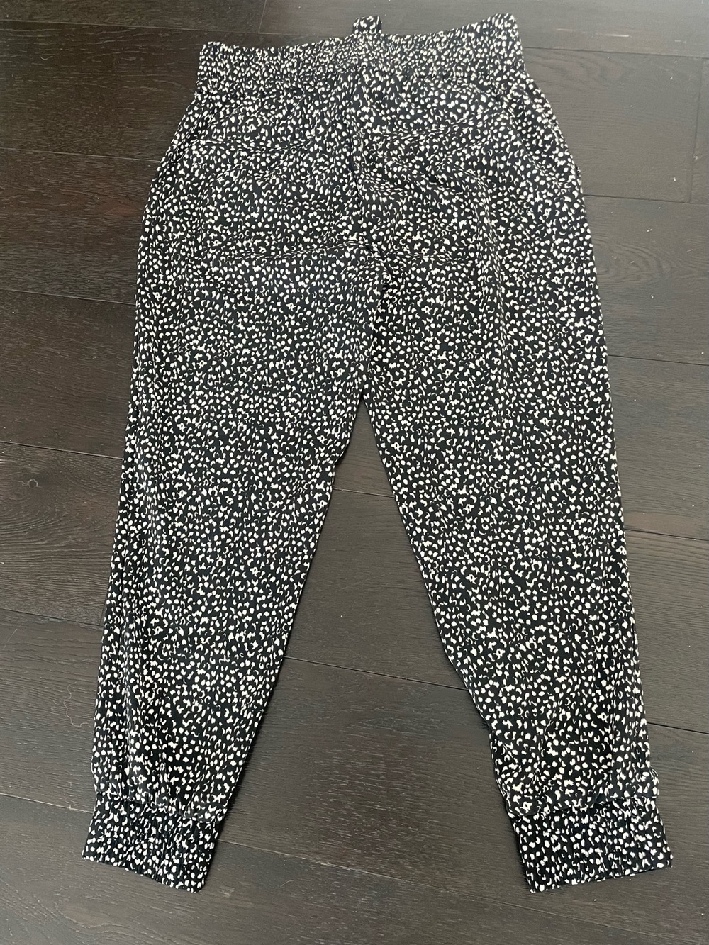 Dynamite Black & White Printed Joggers